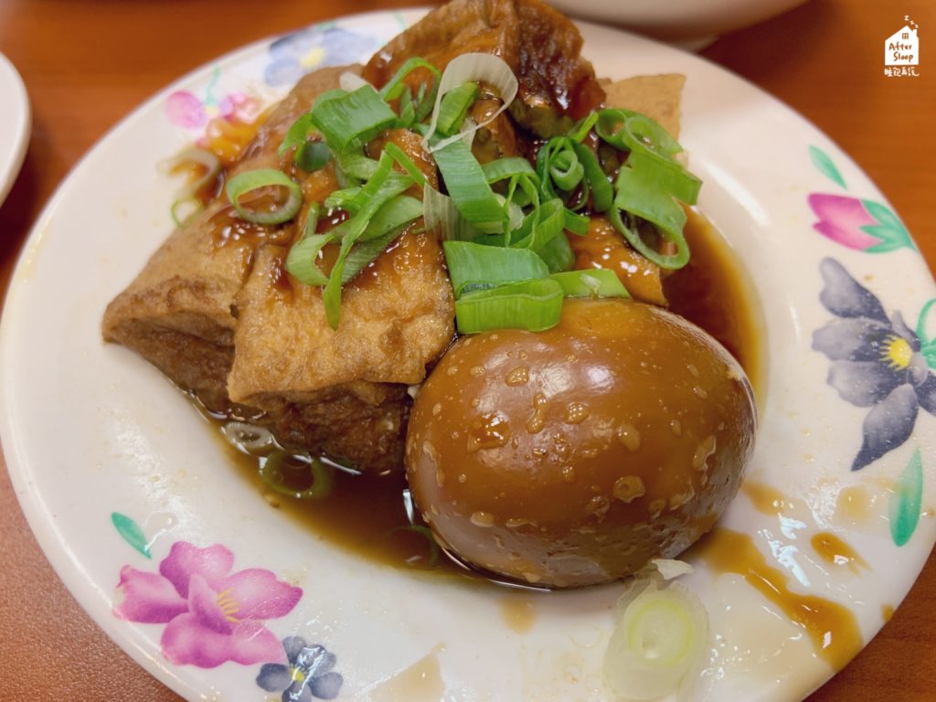 黃記魯肉飯｜滷蛋油豆腐