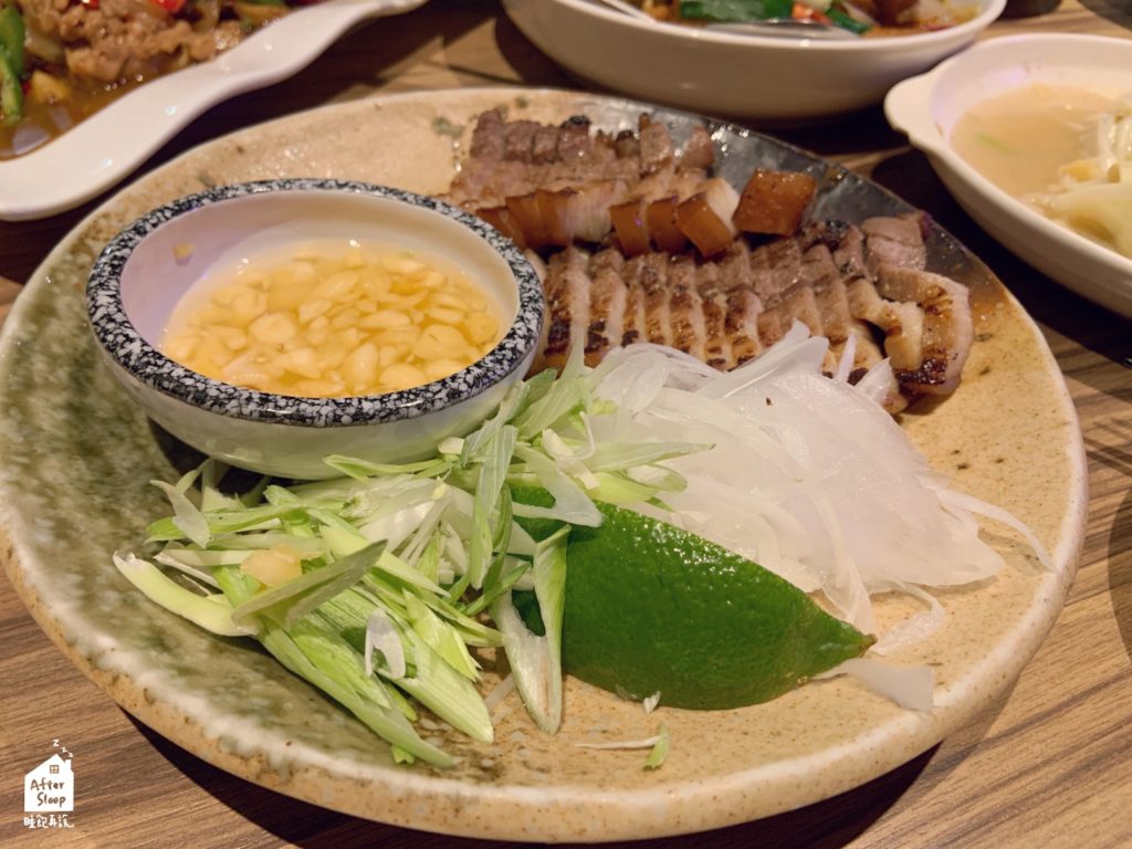 王拓日式海鮮料理｜烤鹹豬肉（250元）