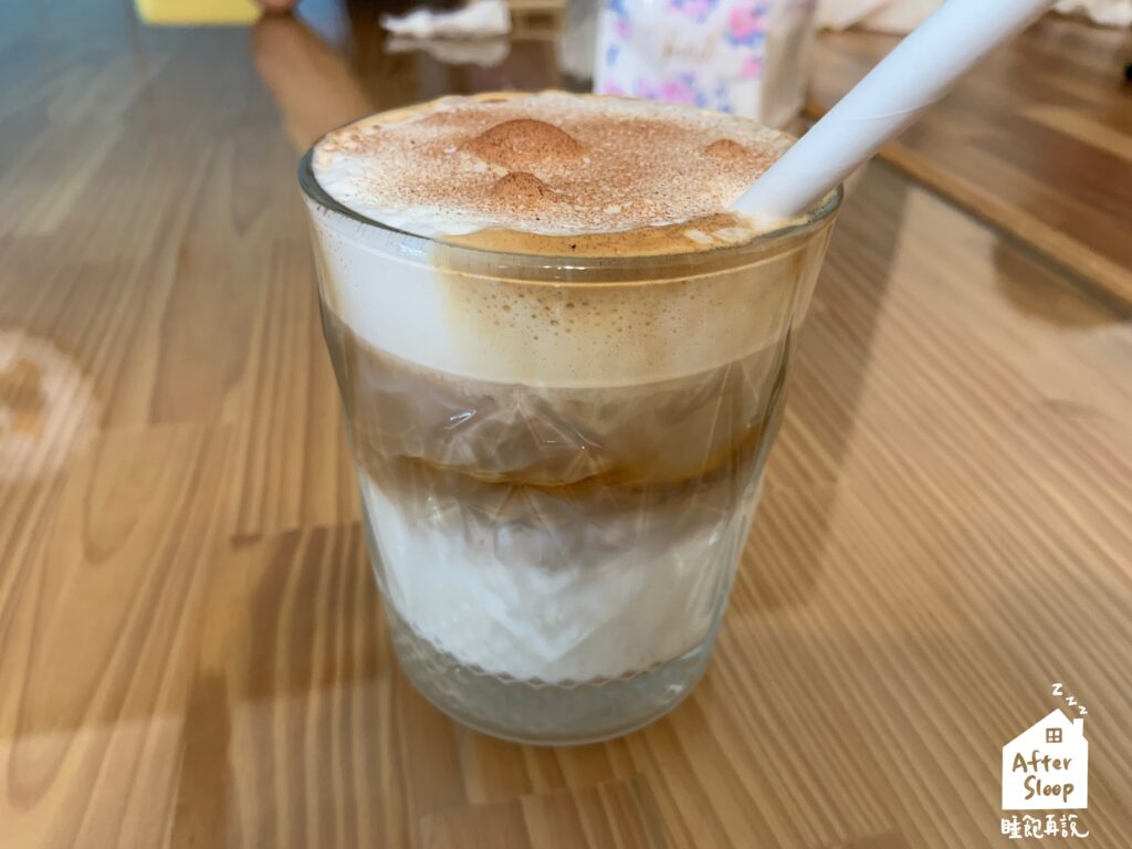 隱咖啡In Café｜卡布奇諾（130元）