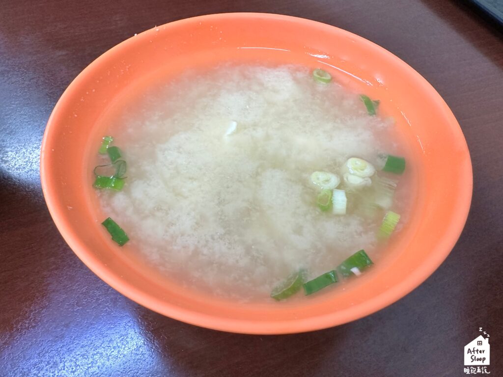 華喜爌肉飯｜味噌湯