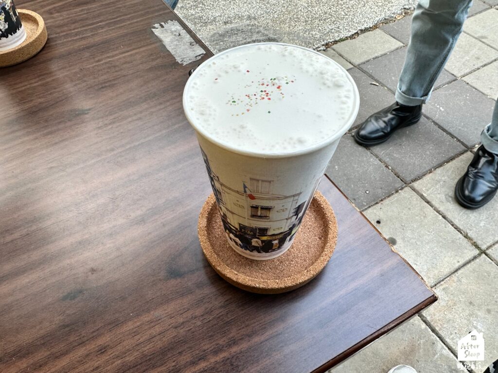 咕蒂·咕蒂研磨咖啡｜香濃冰奶茶－小杯（95元）