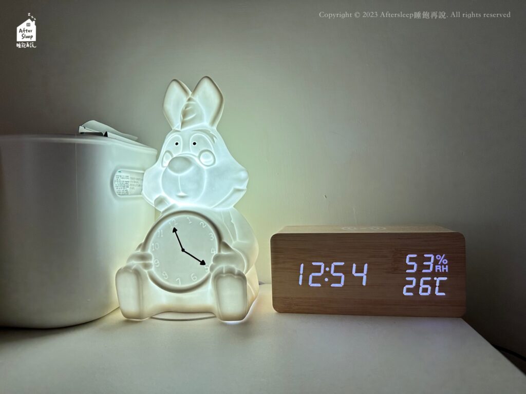 兔子小夜燈與溫濕度計時鐘