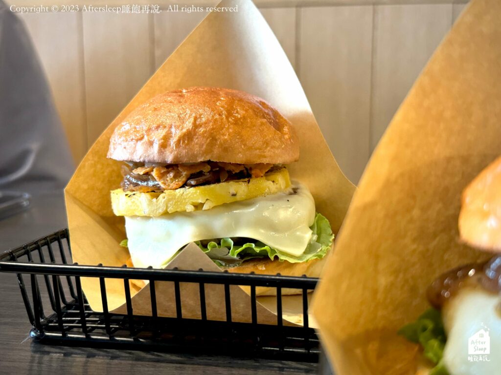 Burger Gram 漢堡克｜炭烤鳳梨牛肉堡（270元）