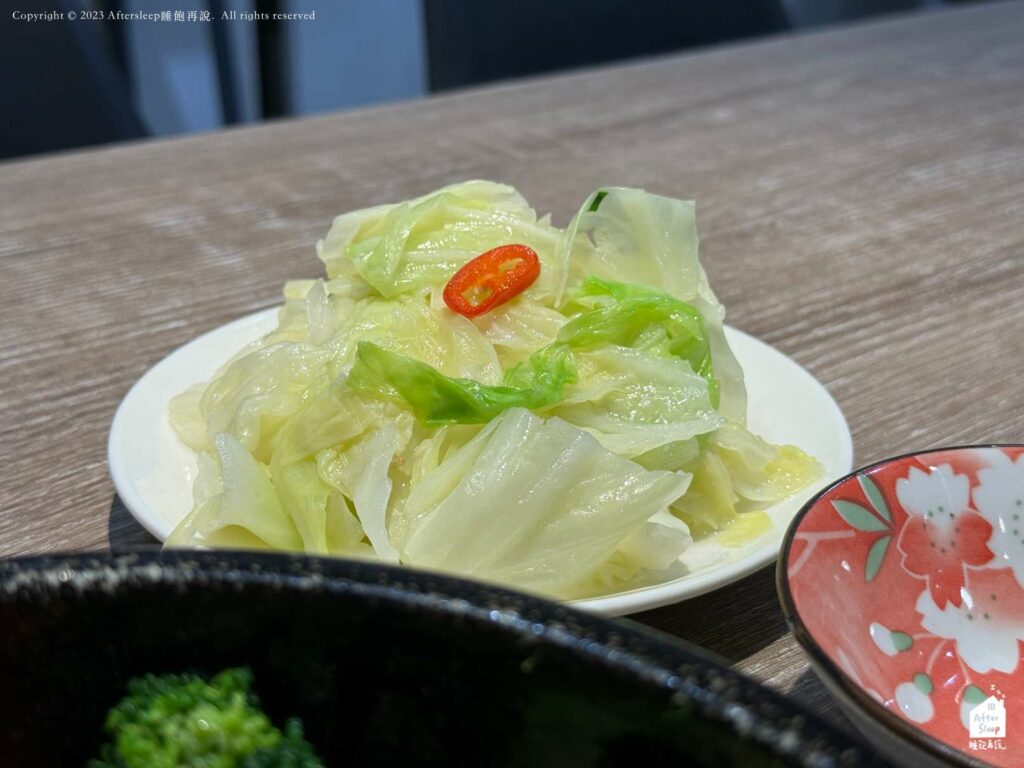 四方食事麵食館｜燙青菜（40元）
