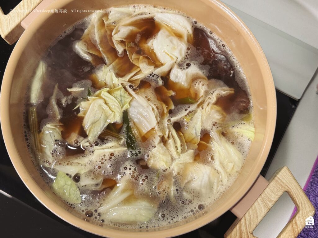 澤翔餐飲／魷魚螺肉蒜鍋｜外加高麗菜