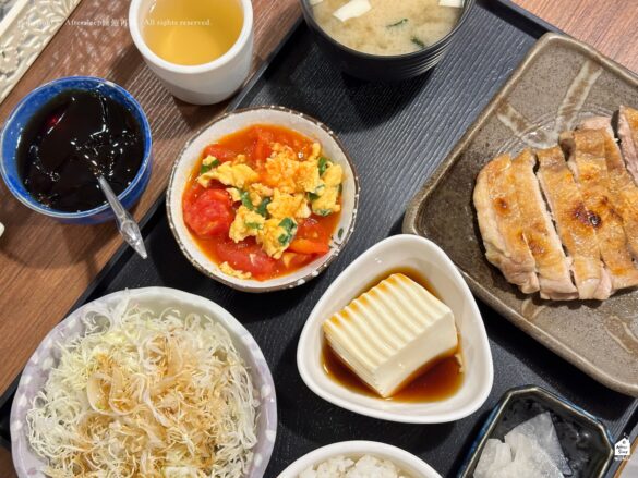 吉里吉里和食屋｜封面